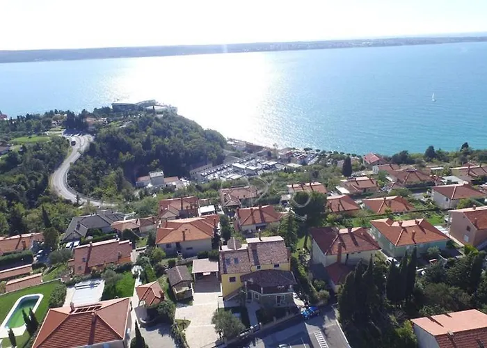 Apartments Apartim Piran